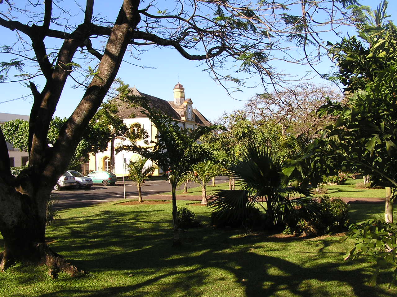 Fonds d'cran Voyages : Afrique La Runion mairie st pierre