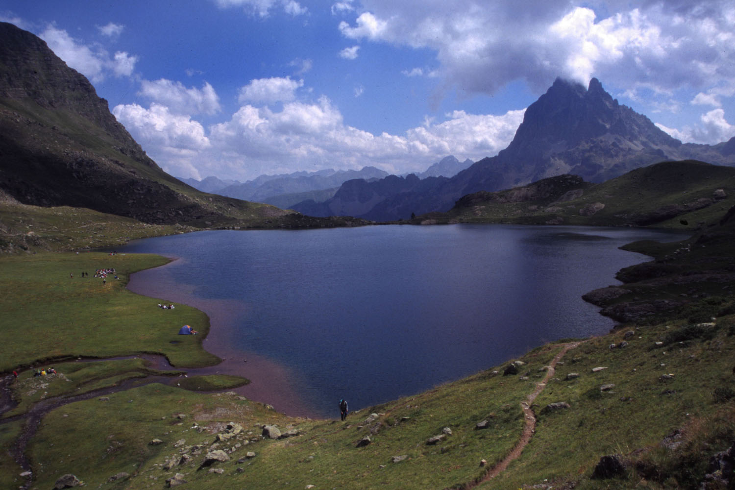 Fonds d'cran Nature Lacs - Etangs Pyrnes