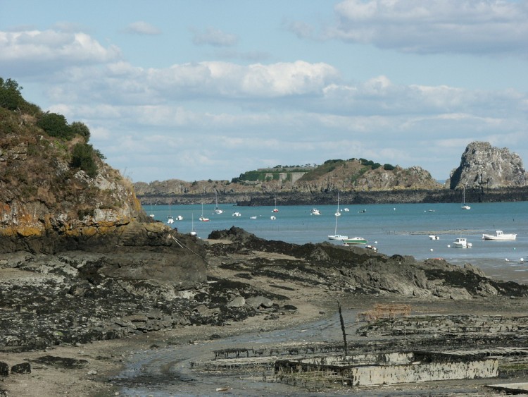 Fonds d'cran Voyages : Europe France > Bretagne Cancale 3