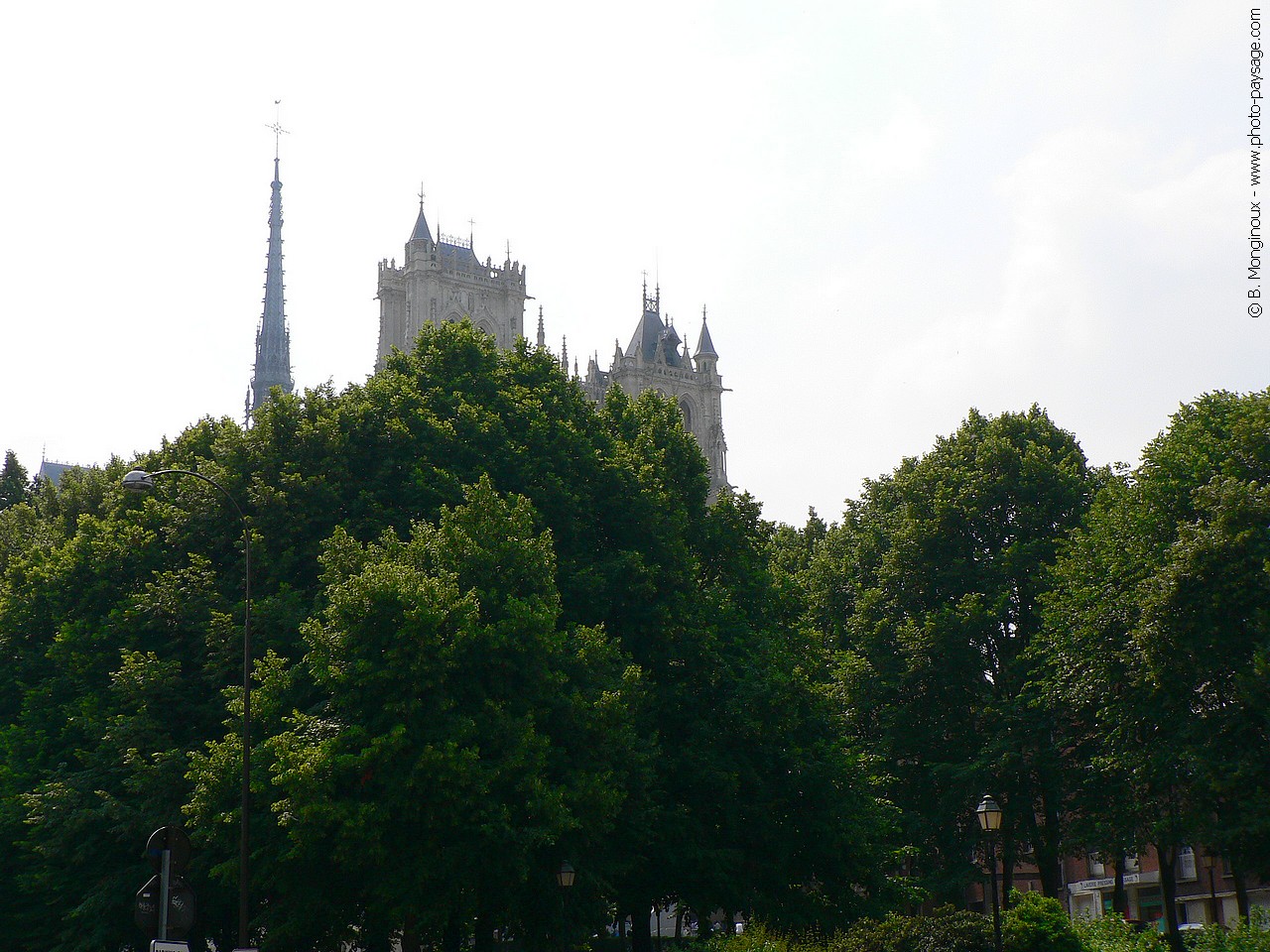 Fonds d'cran Constructions et architecture Edifices Religieux Amiens