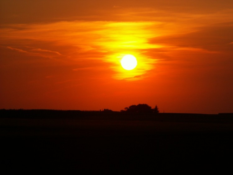 Fonds d'cran Nature Couchers et levers de Soleil coucher de soleil a saint-hilaire-lez-cambrai