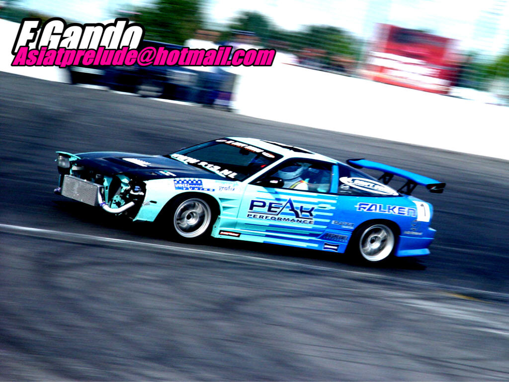 Fonds d'cran Voitures Tuning Drift