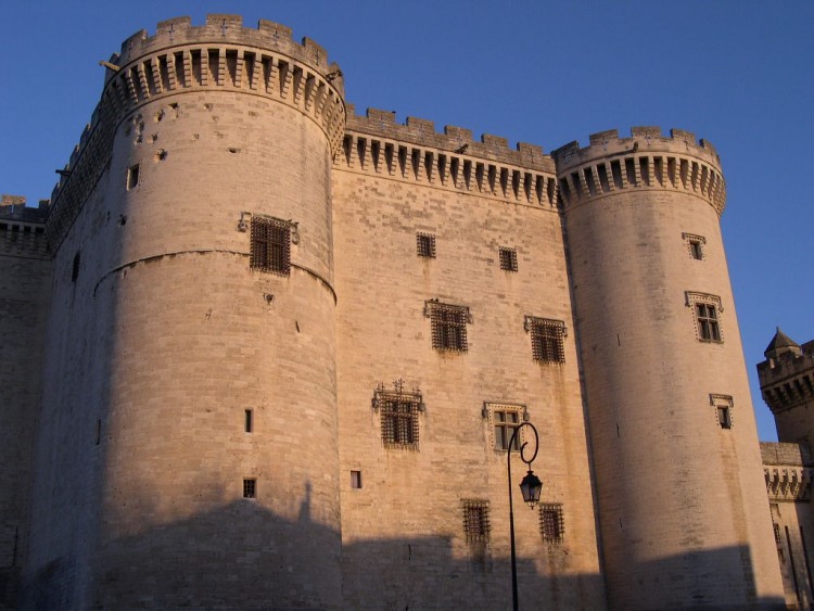 Fonds d'cran Constructions et architecture Chteaux - Palais Chateau de Tarascon (13)