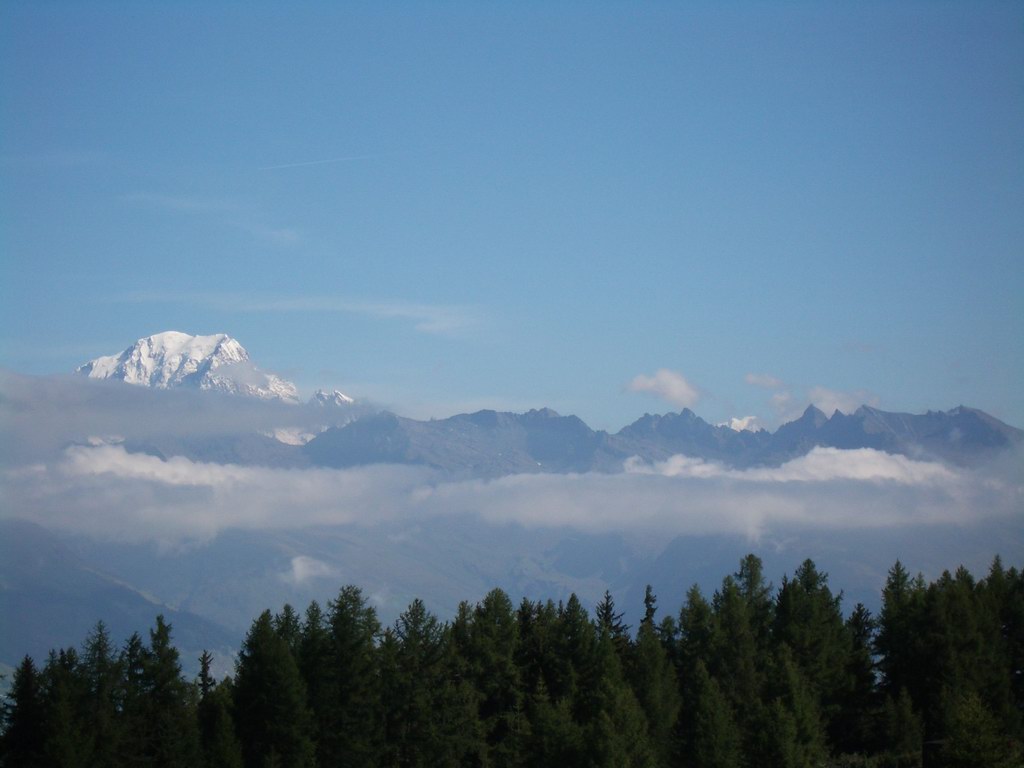 Fonds d'cran Nature Ciel - Nuages Mt Blanc