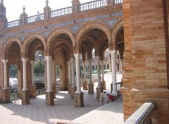 Fonds d'cran Voyages : Europe Seville - Colonnade place d Espagne