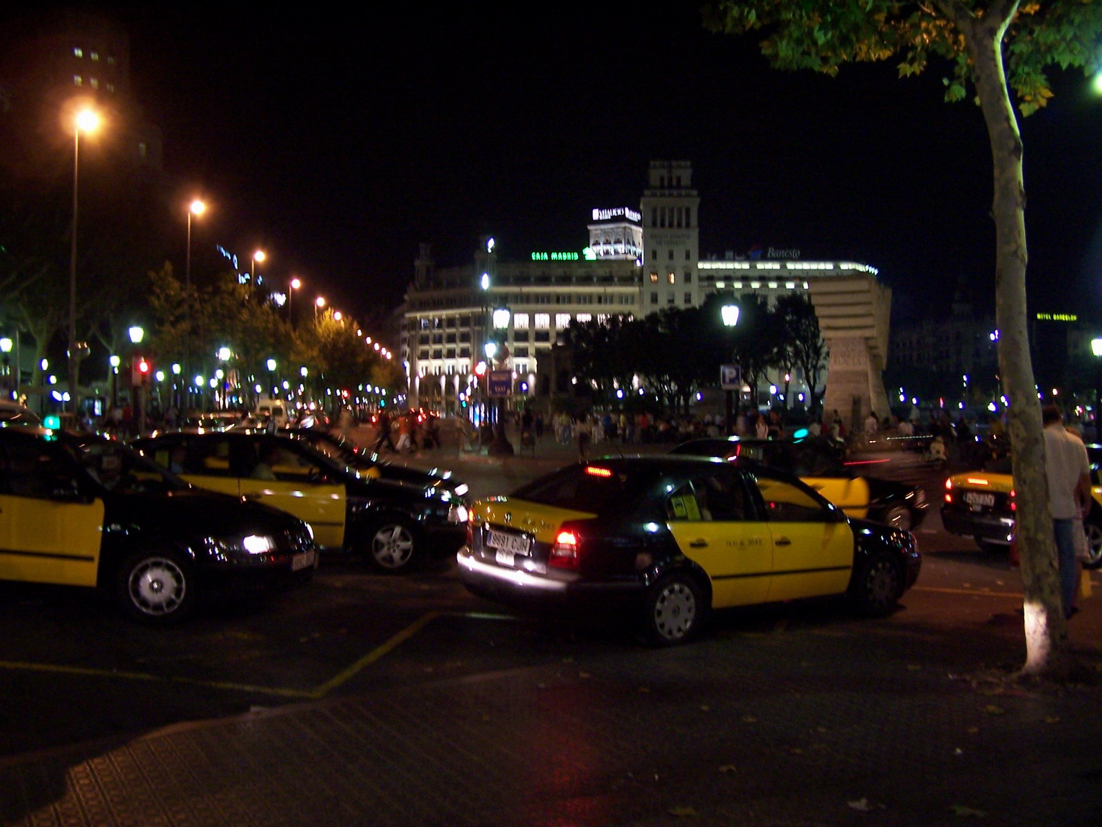 Fonds d'cran Voyages : Europe Espagne Place Catalogne By Night