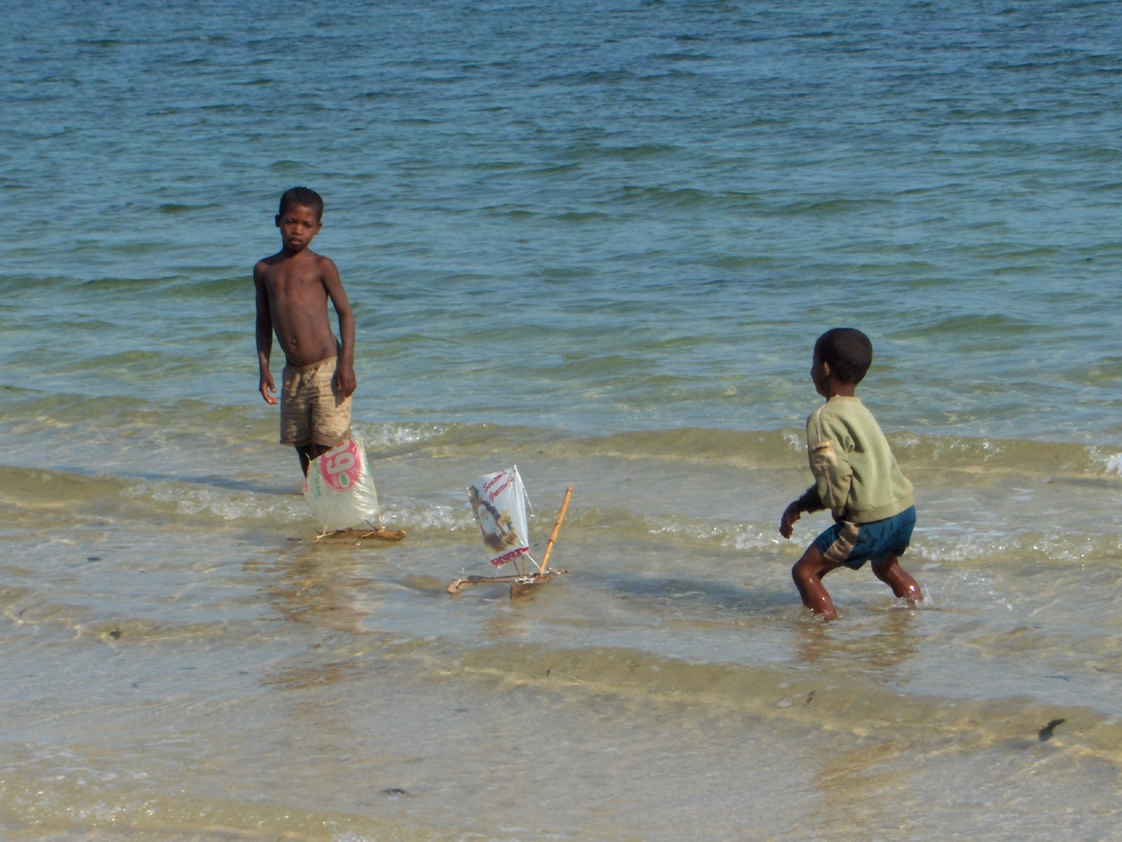 Fonds d'cran Voyages : Afrique Madagascar petit pecheur devienda grand ...