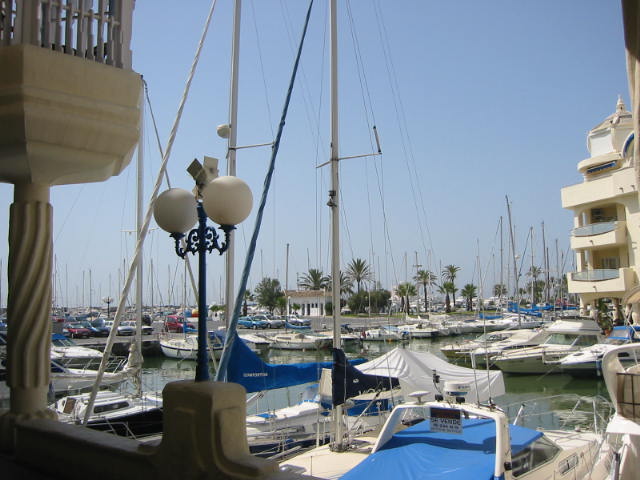 Fonds d'cran Voyages : Europe Espagne Le port de Benalmadena - Andalousie