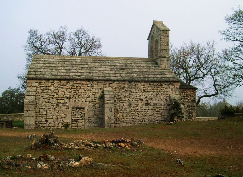 Wallpapers Constructions and architecture Religious Buildings Chapelle dans le Luberon