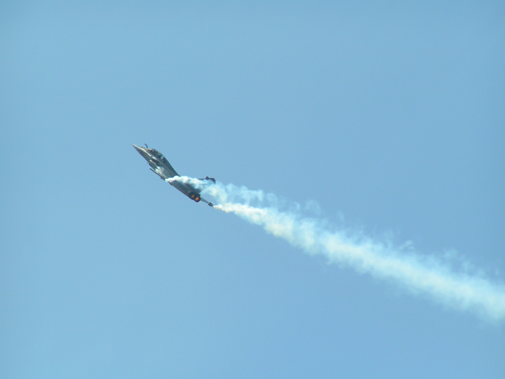 Fonds d'cran Avions Avions militaires souvenir du salon du bourget 2005