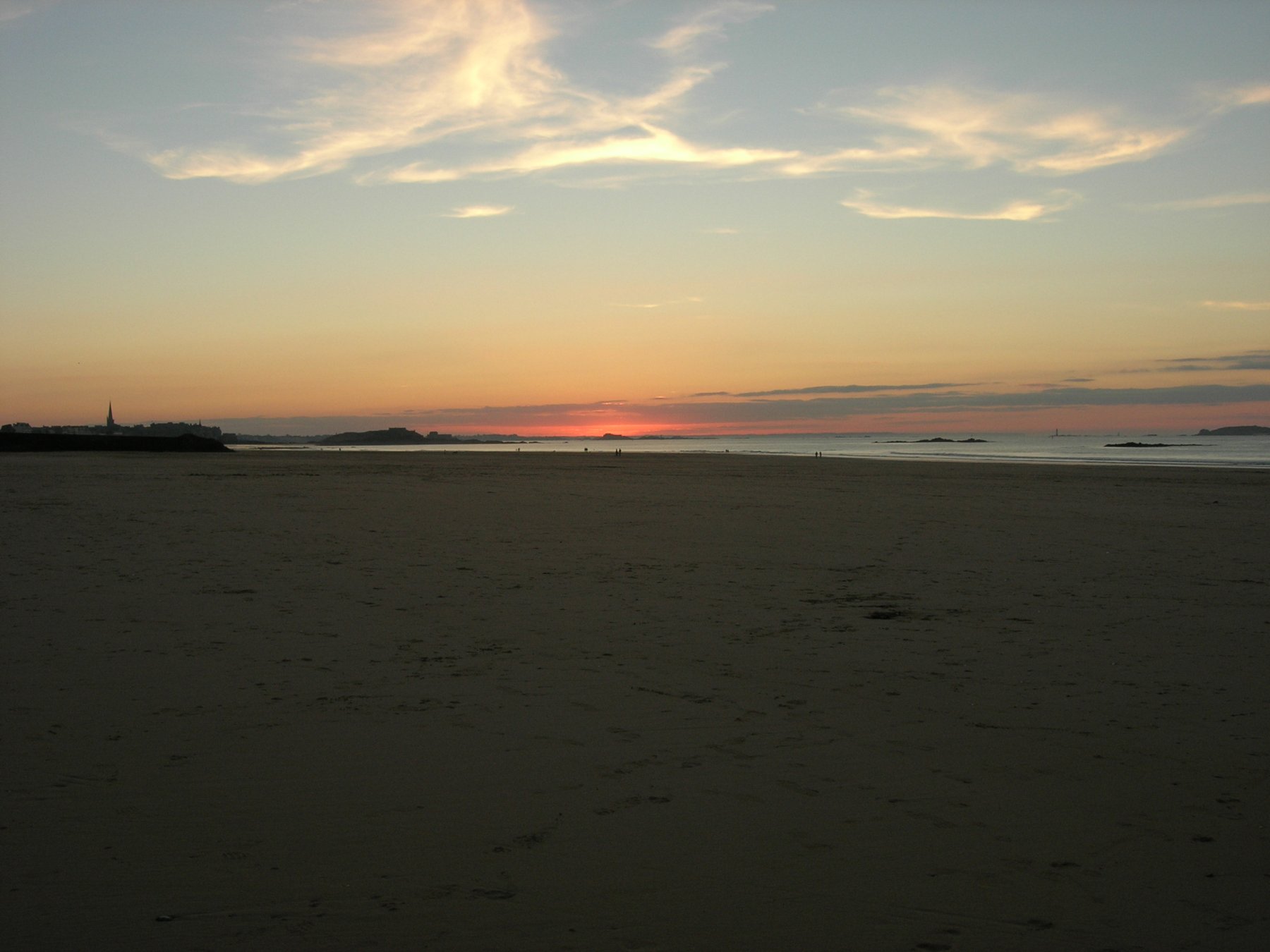 Fonds d'cran Nature Mers - Ocans - Plages Coucher de soleil sur St Malo