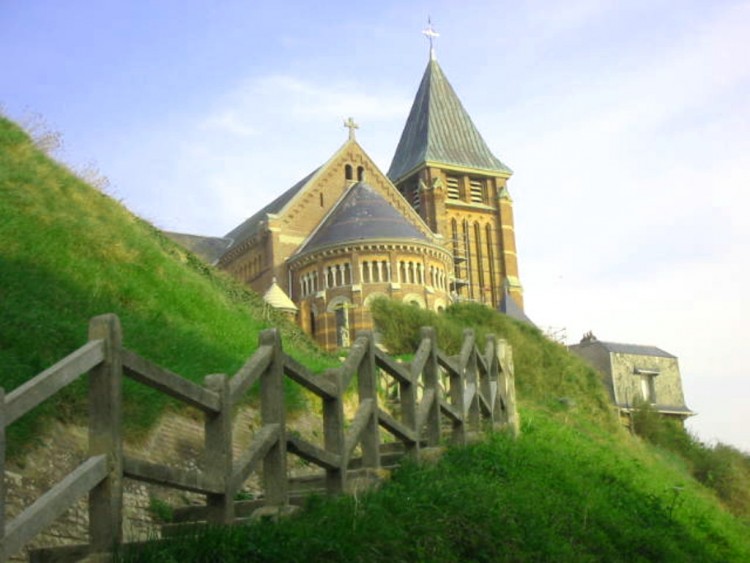 Fonds d'cran Constructions et architecture Edifices Religieux Le Trport - Eglise