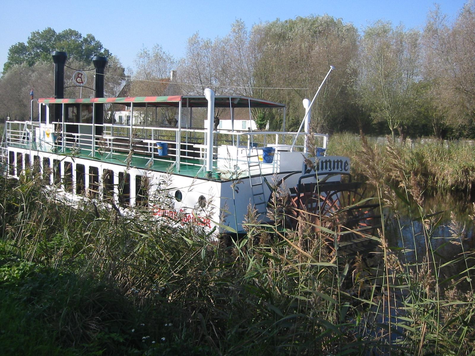 Fonds d'cran Bateaux Pniches Damme