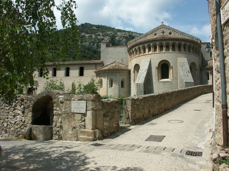 Fonds d'cran Constructions et architecture Edifices Religieux Languedoc/Roussillon