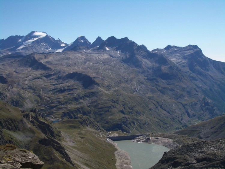 Wallpapers Nature Mountains Vue sur un lac d'Italie