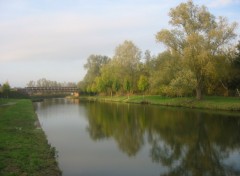 Fonds d'cran Nature Le canal et le pont  Sraucourt le grand