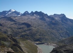 Fonds d'cran Nature Vue sur un lac d'Italie