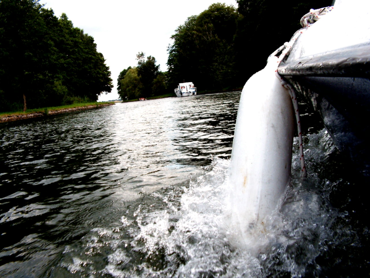 Fonds d'cran Bateaux Bateaux  moteur 