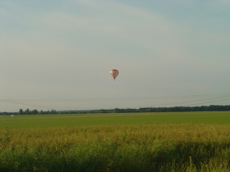 Fonds d'cran Avions Montgolfires - Dirigeables Mongolfire.