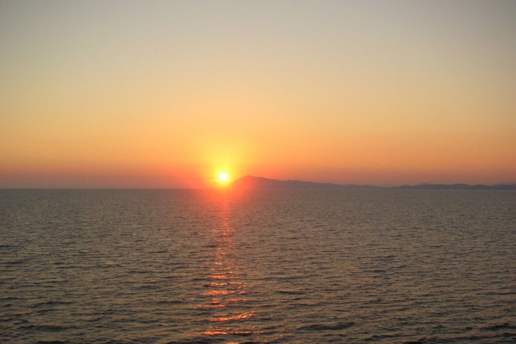 Wallpapers Nature Sunsets and sunrises coucher en corse