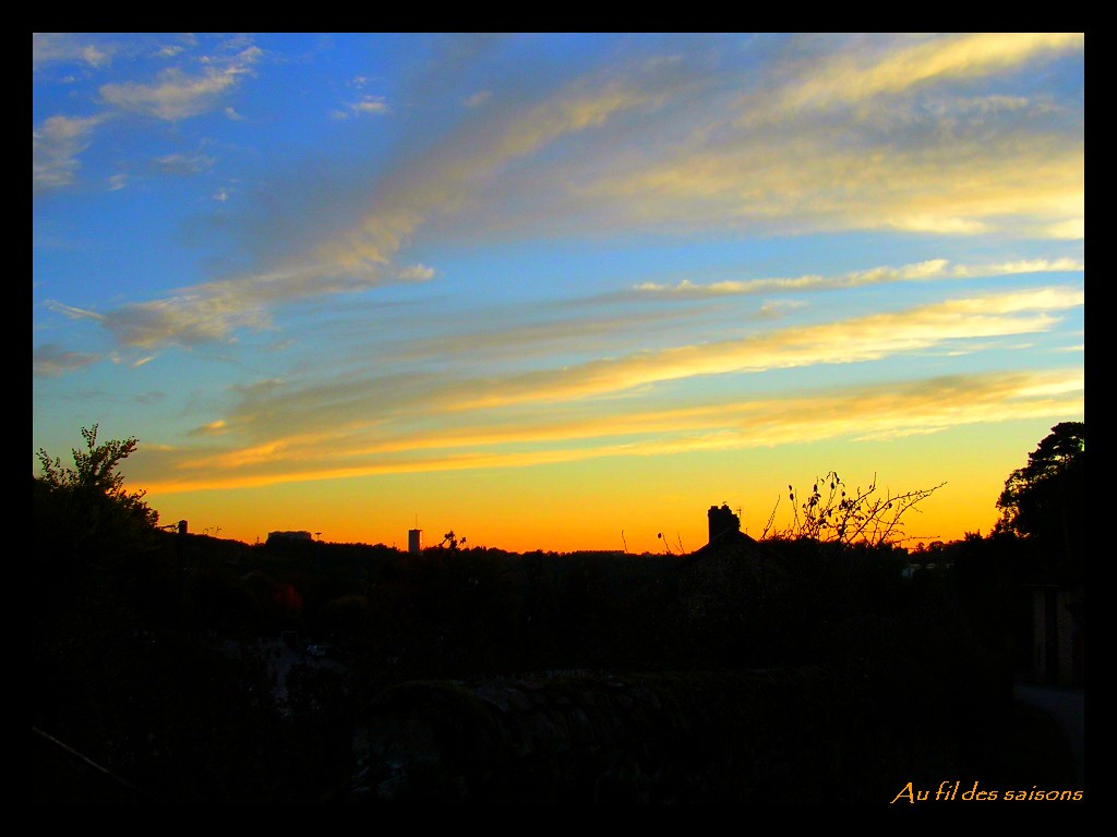 Fonds d'cran Nature Couchers et levers de Soleil Le soir  la campagne