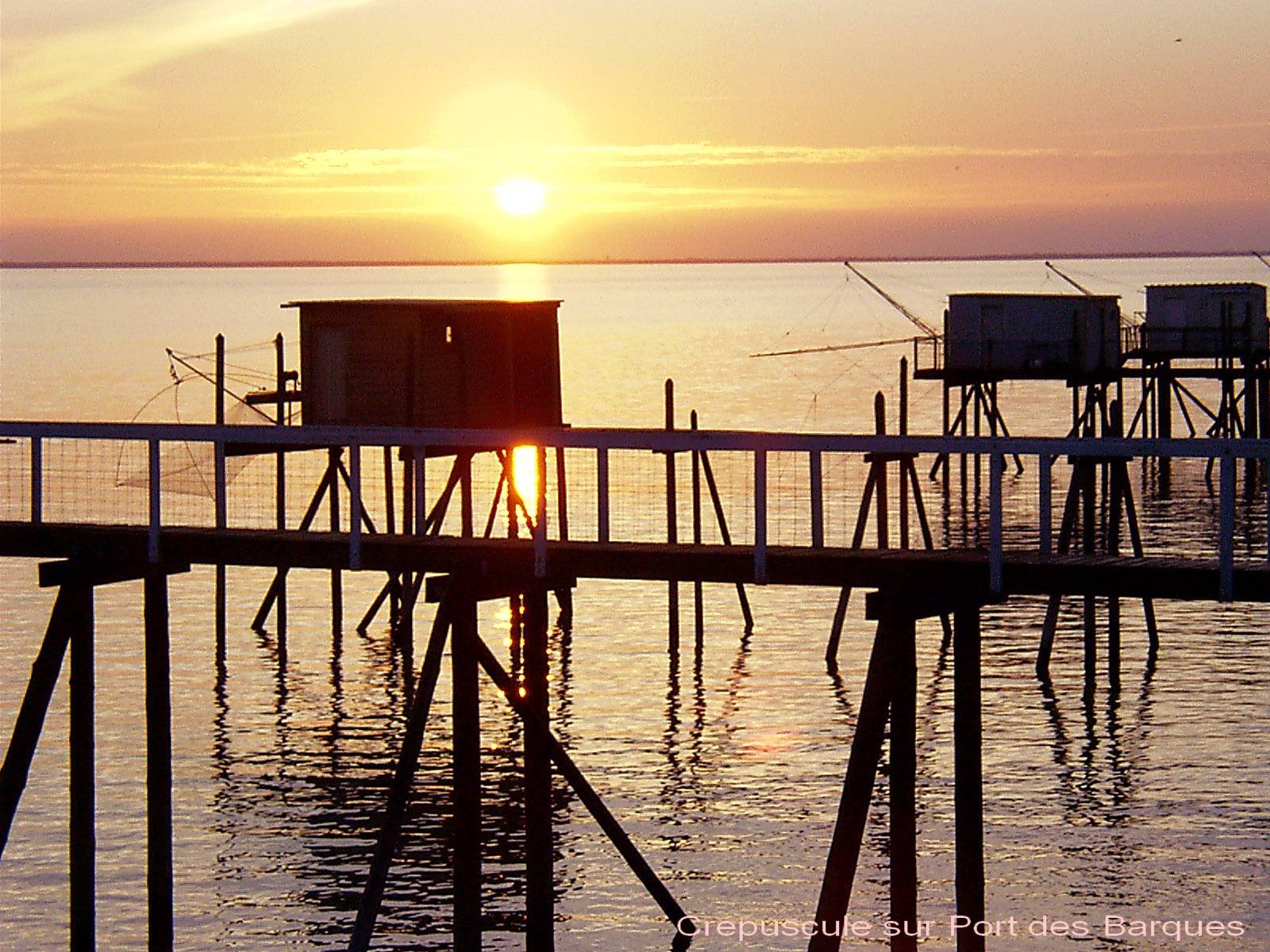 Fonds d'cran Nature Couchers et levers de Soleil Crpuscule