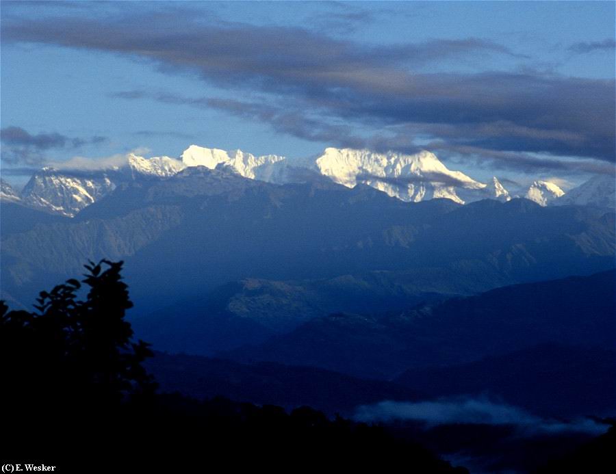 Fonds d'cran Nature Montagnes Sunrise over Chamlang, Nepal