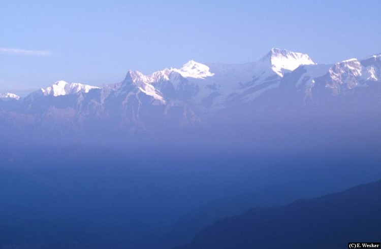 Fonds d'cran Nature Montagnes Sunrise over Annapurna II, Nepal