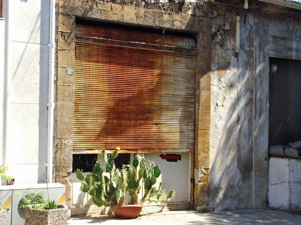 Fonds d'cran Voyages : Asie Chypre Ile de Chypre : Nicosie  - Ville coupe en 2 depuis l'invasion par la Turquie en 1974 (5)