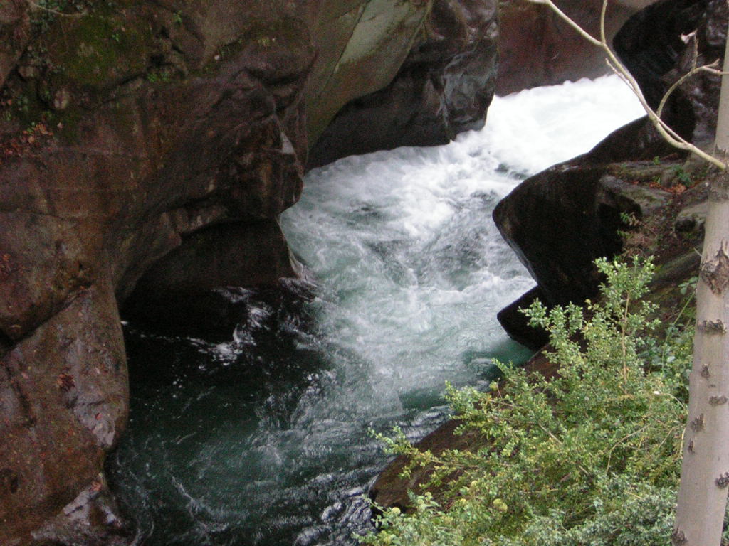 Fonds d'cran Nature Cascades - Chutes auzat ariege