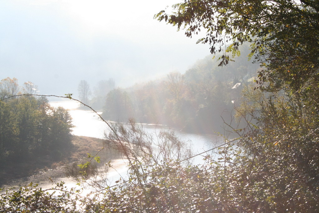 Wallpapers Nature Rivers - Torrents La Truyres dans l'Aveyron