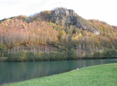 Fonds d'cran Nature Lac des Graves dans le Cantal