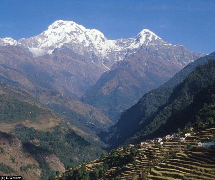 Fonds d'cran Nature Montagnes Annapurna South and Hiunchuli, Nepal