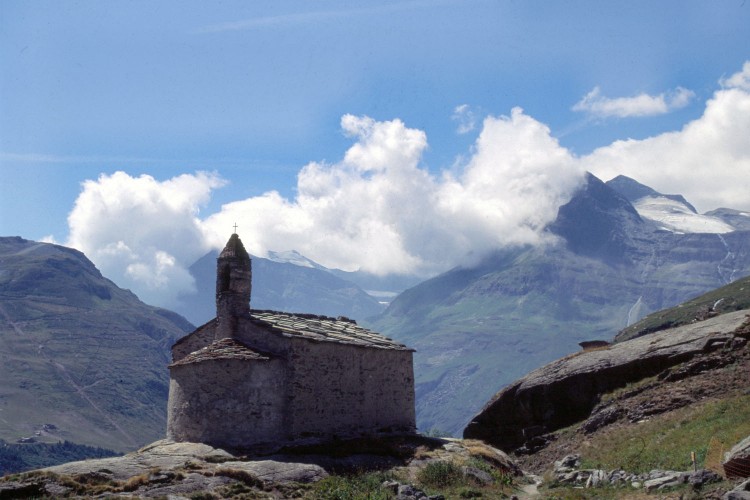 Wallpapers Constructions and architecture Religious Buildings Valle de la Maurienne