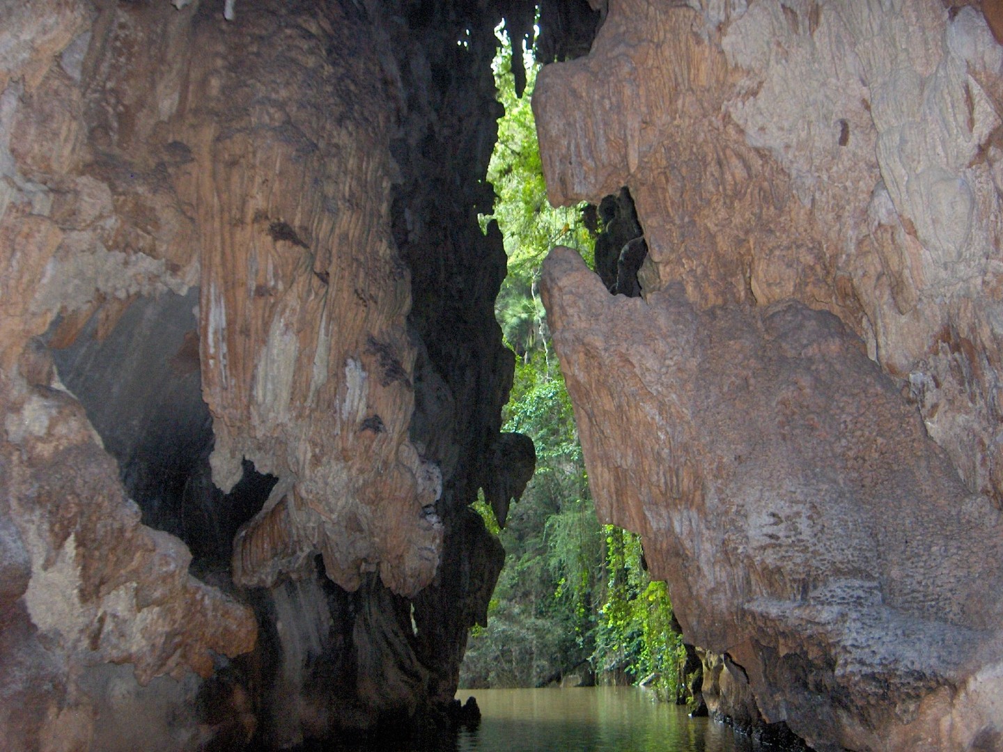 Fonds d'cran Voyages : Amrique du nord Cuba Cueva del Indio,  Vinales