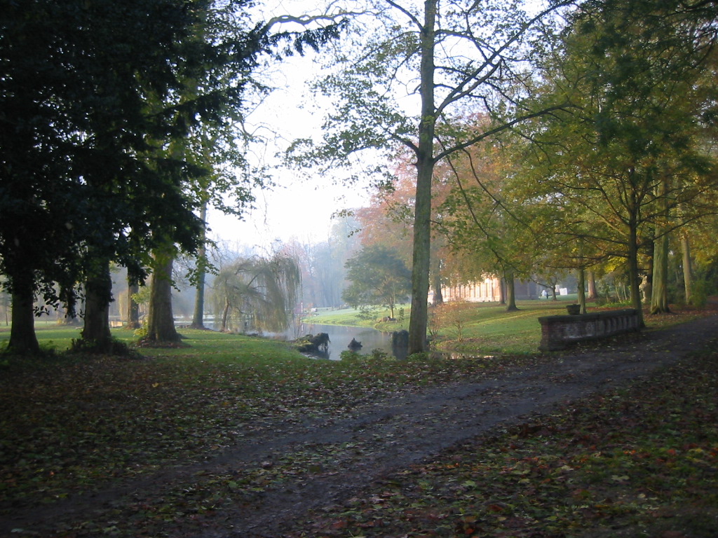 Fonds d'cran Voyages : Europe France > Picardie Remaucourt (02) - Parc du chateau