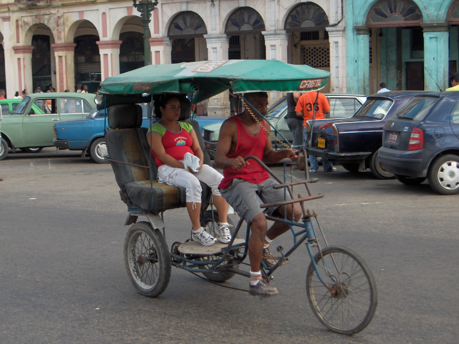 Fonds d'cran Voyages : Amrique du nord Cuba La Havane, embargo = systme D