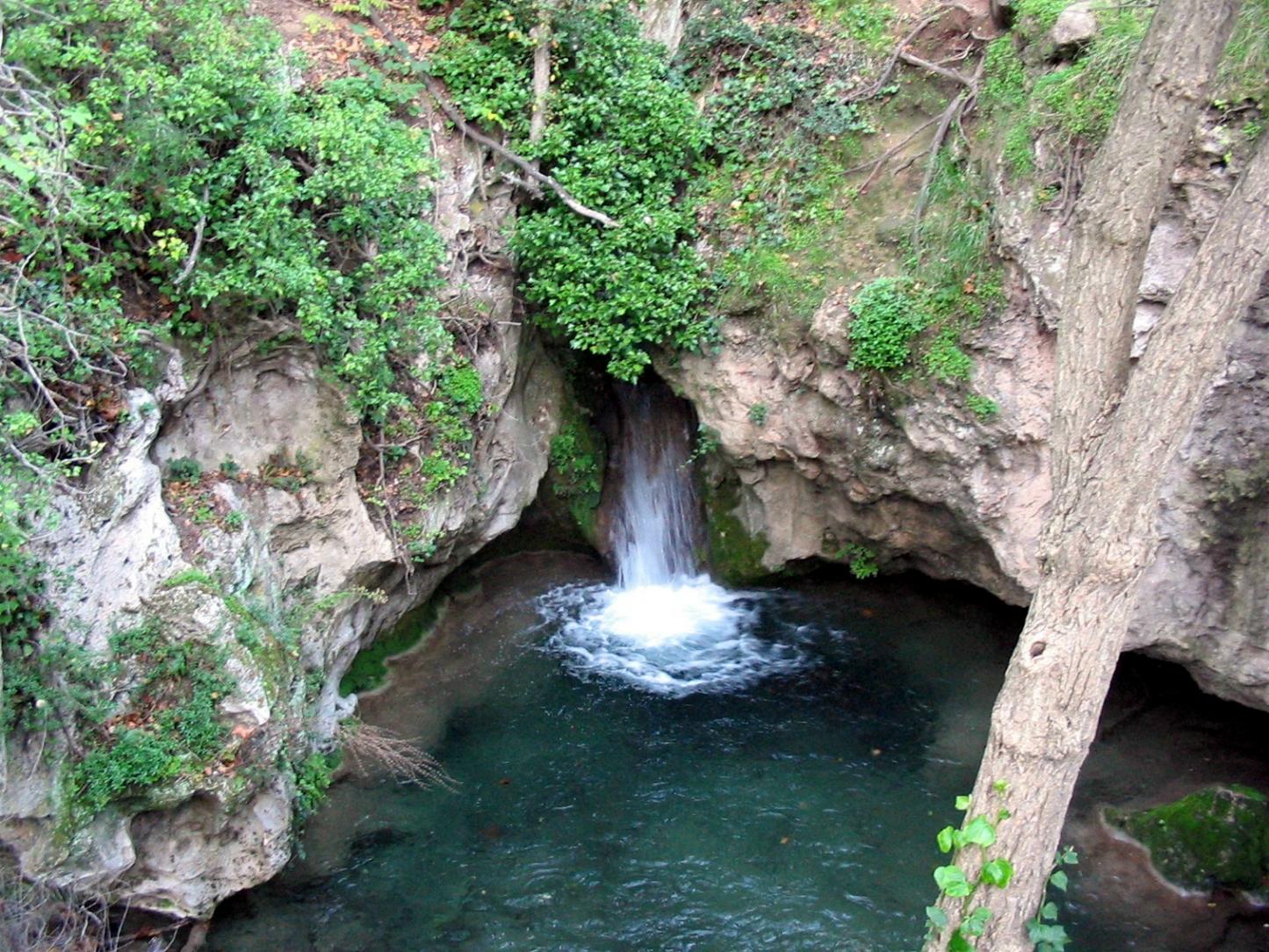 Fonds d'cran Nature Cascades - Chutes turquoise