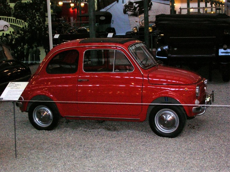 Fonds d'cran Voitures Voitures de collection Fiat 500