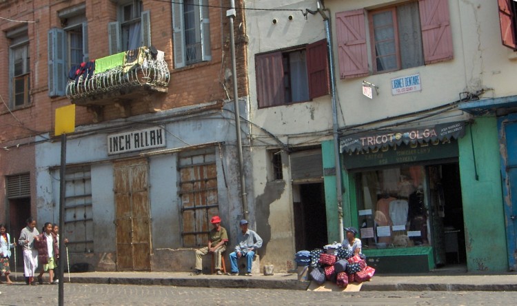 Fonds d'cran Voyages : Afrique Madagascar Tananarive, un tour en en ville