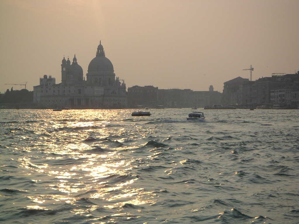 Fonds d'cran Voyages : Europe Italie Couch de soleil sur Venise