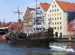 Fonds d'cran Voyages : Europe Vieux port de Gdansk