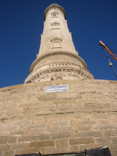 Wallpapers Constructions and architecture Lighthouses Le phare du Cordouan d'en bas