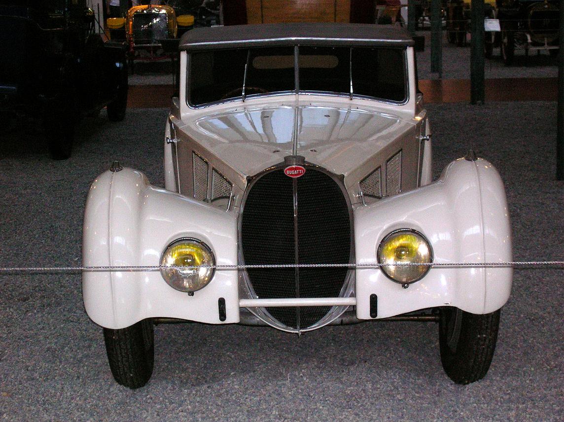 Fonds d'cran Voitures Voitures de collection Bugatti type 57 SC cabriolet Aravis (1937)