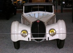 Fonds d'cran Voitures Bugatti type 57 SC cabriolet Aravis (1937)