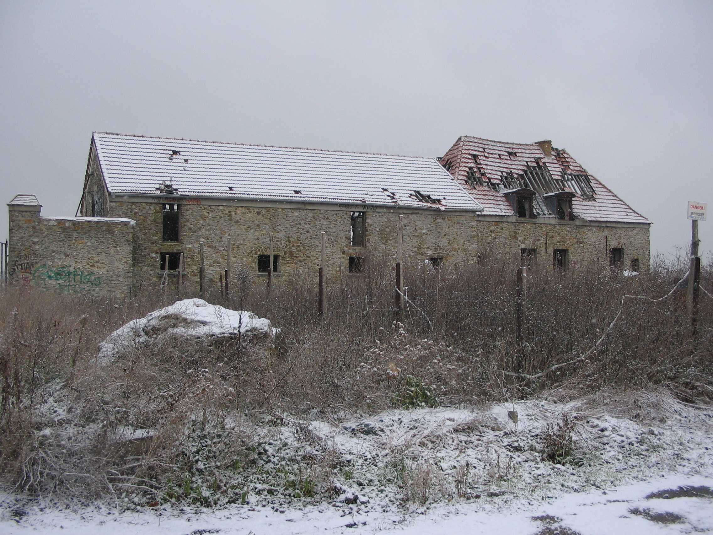 Wallpapers Trips : Europ France > Ile-de-France la ferme sous la neige