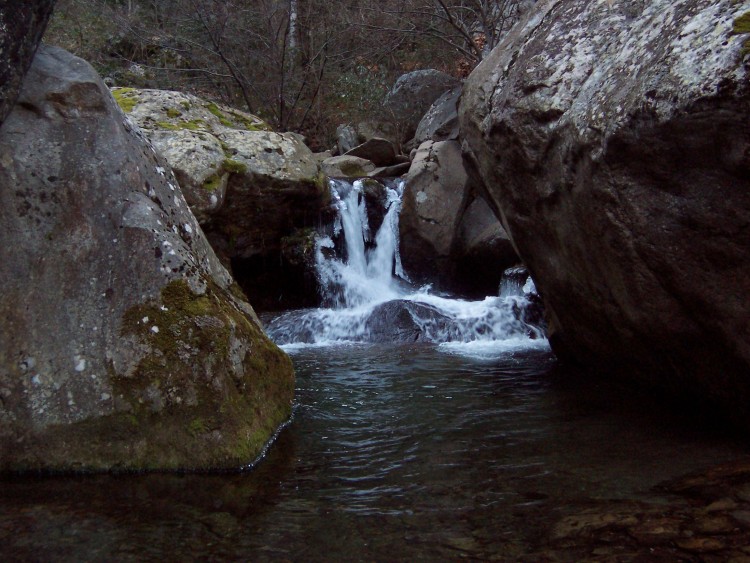 Fonds d'cran Nature Cascades - Chutes Cascade du Cady 1