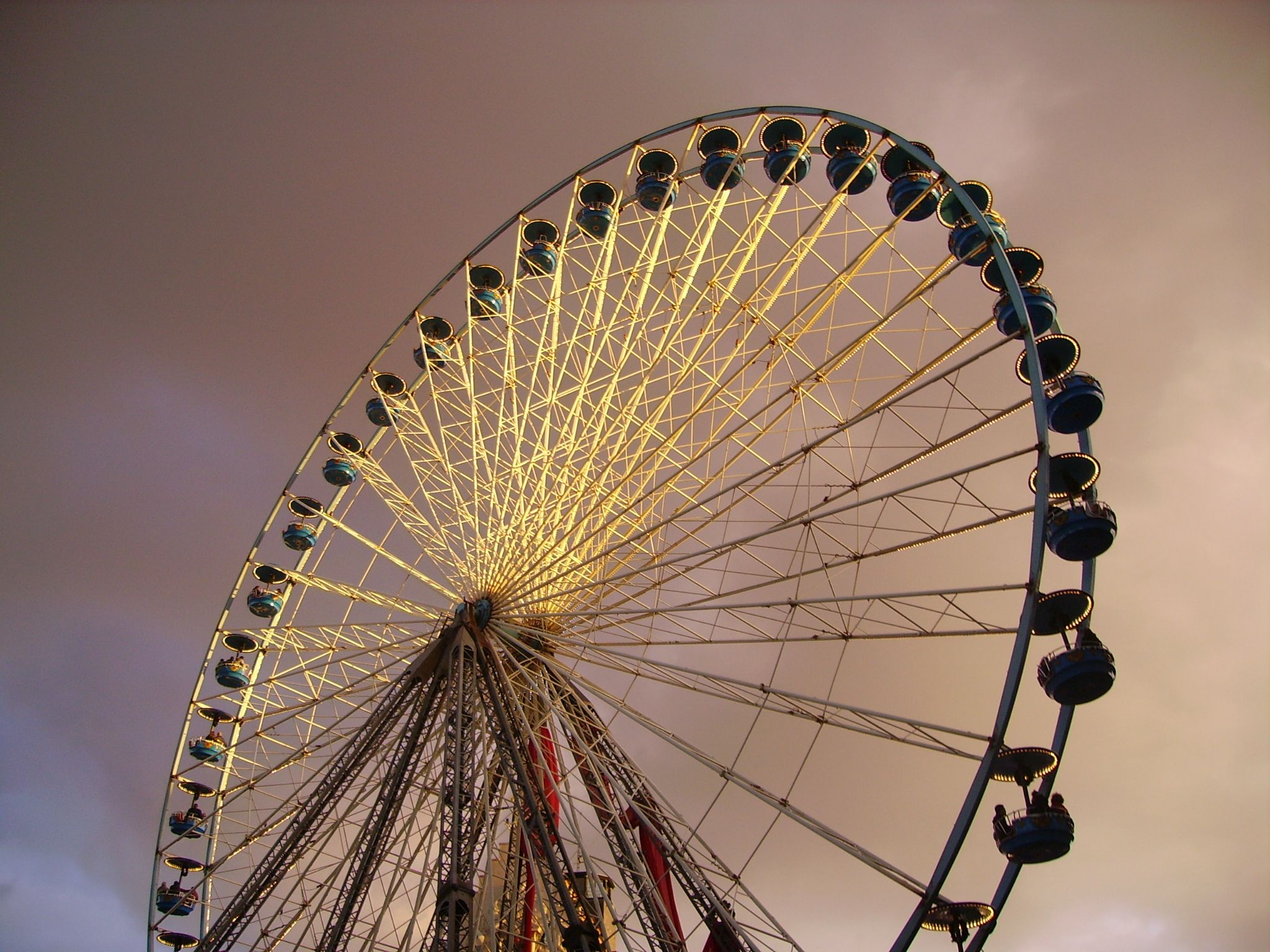 Fonds d'cran Objets Loisirs - Jeux La Grande Roue de Lille