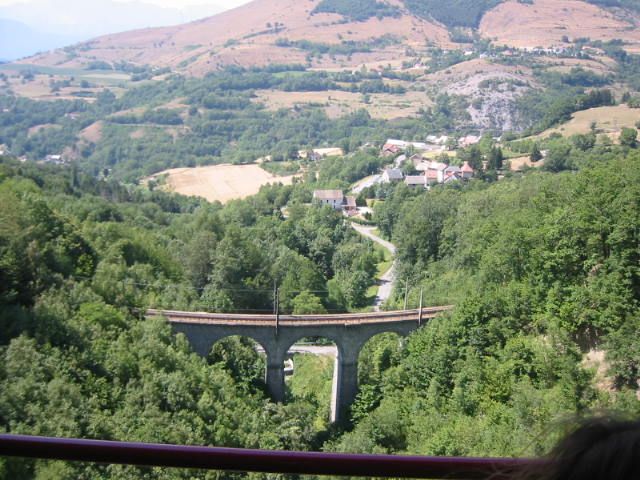 Wallpapers Constructions and architecture Bridges - Aqueduct Les Viaducs (Train de la Mure en Isre)