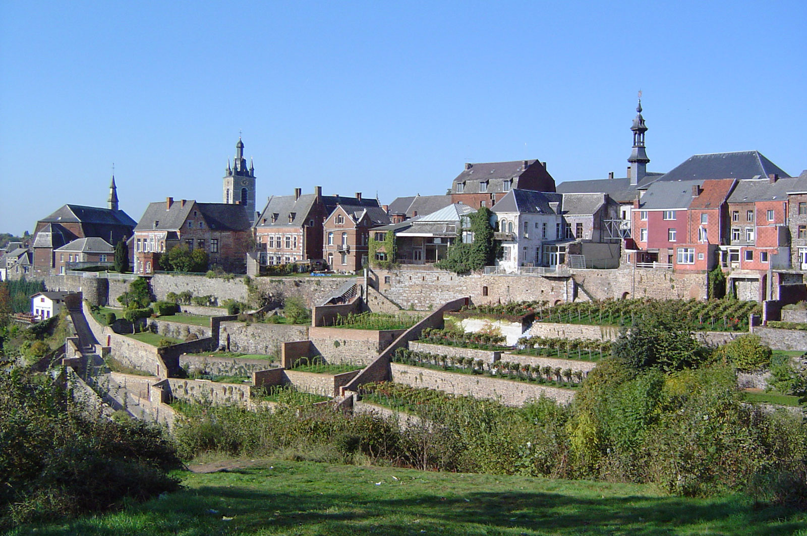 Fonds d'cran Voyages : Europe Belgique Thuin - Jardins Suspendus